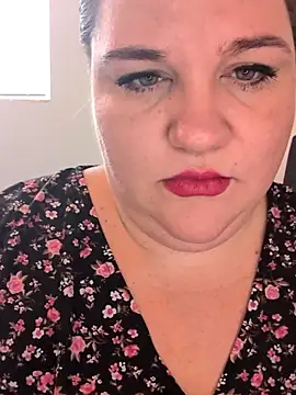 Jonesinjil online show from June 28, 8:48 pm