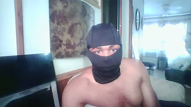 Midnight gator online show from June 13, 9:02 pm