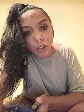 Snapshot of Anamariaby27 chatting on July 27, 9:11 pm Anamariaby27 online show from July 27, 9:11 pm