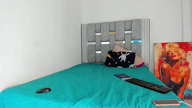Snapshot of barbie__doll_09 chatting on July 7, 9:07 pm barbie doll 09 online show from July 7, 9:07 pm