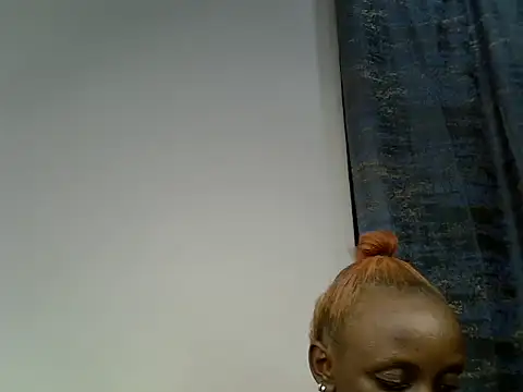 Snapshot of Night_nurse_1 chatting on June 29, 11:04 pm Night nurse 1 online show from June 29, 11:04 pm