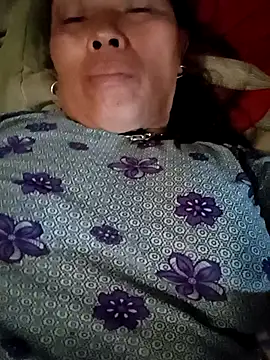 chihuhu1 online show from July 4, 5:58 am