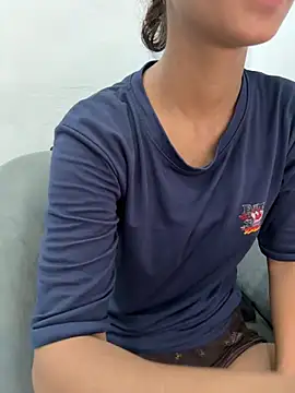 raina 143- online show from July 3, 9:38 am