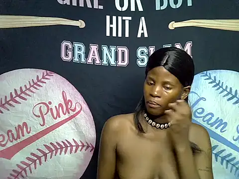 Snapshot of Queen_slay2 chatting on June 28, 5:36 am Queen slay2 online show from June 28, 5:36 am
