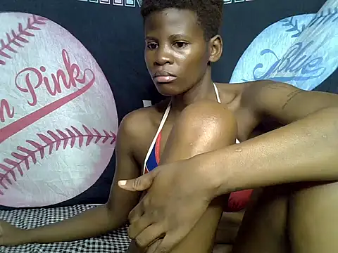Snapshot of Queen_slay2 chatting on June 17, 5:18 am Queen slay2 online show from June 17, 5:18 am