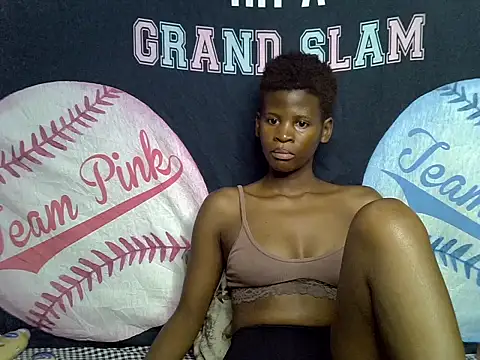 Snapshot of Queen_slay2 chatting on June 17, 6:29 pm Queen slay2 online show from June 17, 6:29 pm