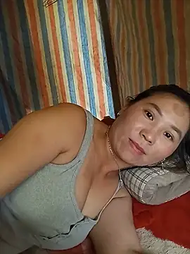 Snapshot of Chery99X chatting on July 9, 2:45 am Chery99X online show from July 9, 2:45 am