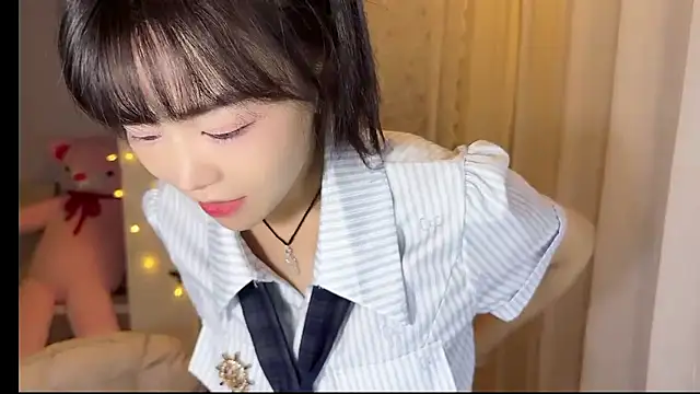 inlkitten online show from July 13, 4:01 am