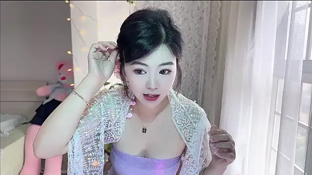 inlkitten online show from June 19, 8:09 am