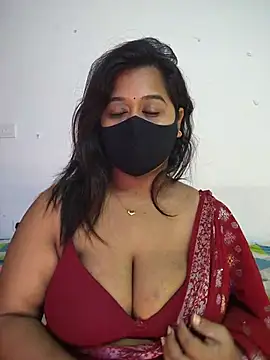 beauty lisa- online show from July 12, 1:45 pm