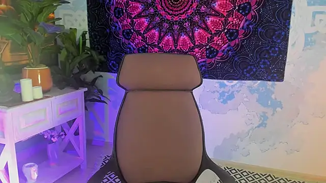 Snapshot of EvaMurller chatting on July 25, 9:28 am EvaMurller online show from July 25, 9:28 am