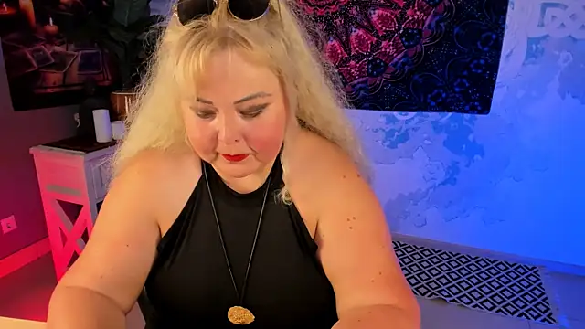 Snapshot of EvaMurller chatting on July 1, 9:20 am EvaMurller online show from July 1, 9:20 am