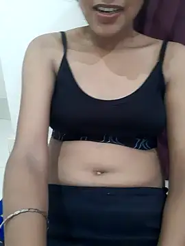 Riya5677 online show from July 3, 3:57 am