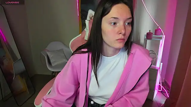 Eva Leeee online show from June 28, 5:14 am