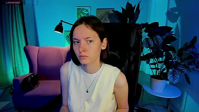 Eva Leeee online show from June 21, 5:13 am