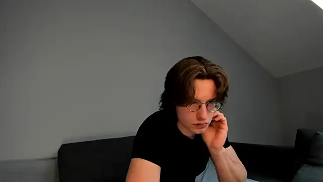 Valo Cross online show from June 14, 11:33 am