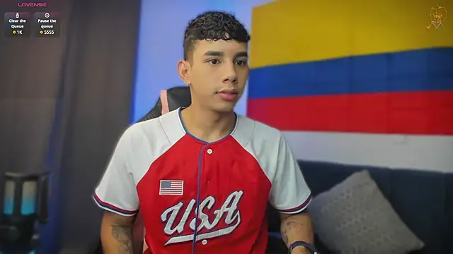 andy cute22 online show from July 4, 4:55 pm