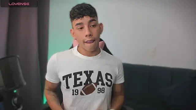 andy cute22 online show from August 8, 4:36 pm