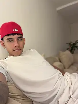 andy cute22 online show from June 25, 3:04 am