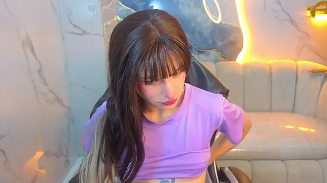 Snapshot of Lily_Tx chatting on July 13, 12:37 pm Lily Tx online show from July 13, 12:37 pm
