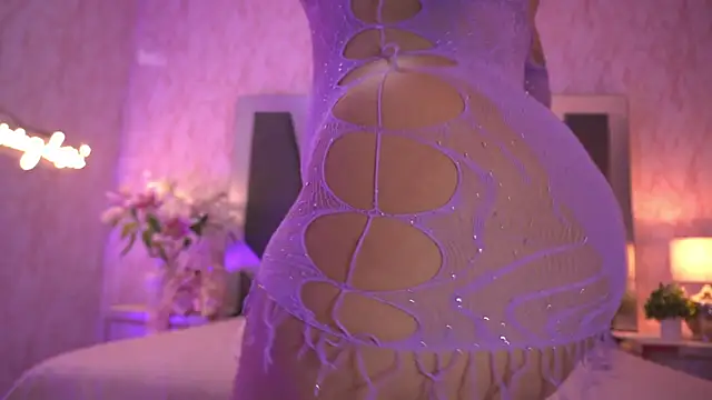 Snapshot of Sahury_Sweet chatting on July 21, 4:14 am Sahury Sweet online show from July 21, 4:14 am