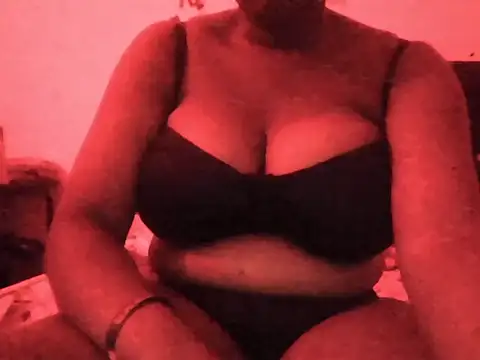 blondebony online show from June 15, 6:07 pm
