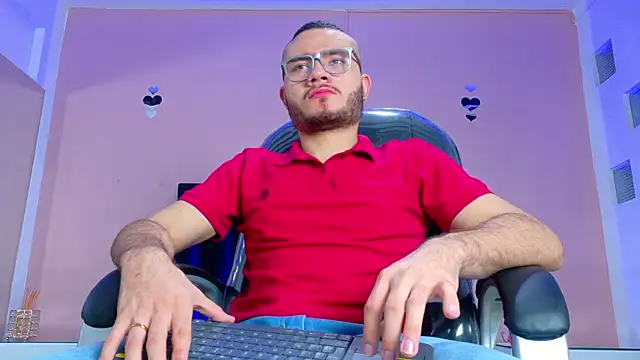 Matia Zelvya online show from July 6, 11:39 am