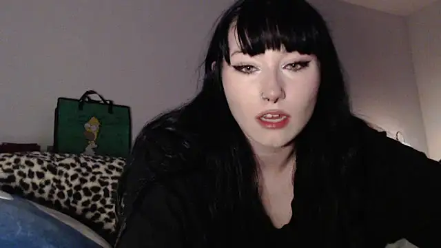 Snapshot of sexi_gurl99 chatting on June 30, 11:21 am sexi gurl99 online show from June 30, 11:21 am