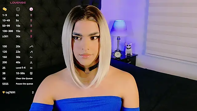 Scarlethvhonparker online show from April 24, 3:30 am