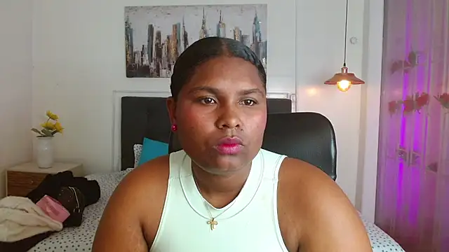 chloe jewe online show from June 12, 4:38 pm