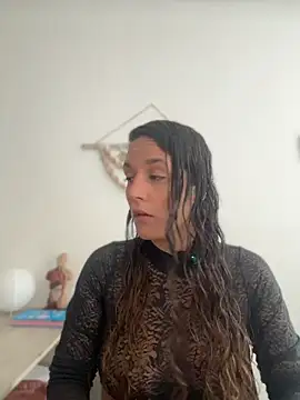 SOPHIA VELMONT online show from June 12, 1:09 pm