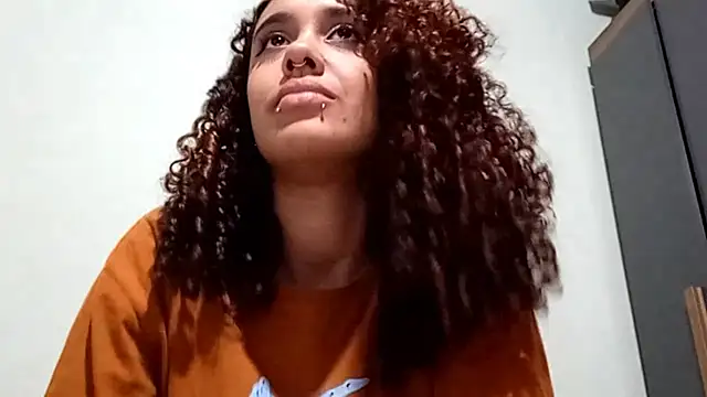 Snapshot of RosannMecardo chatting on June 15, 4:17 pm RosannMecardo online show from June 15, 4:17 pm