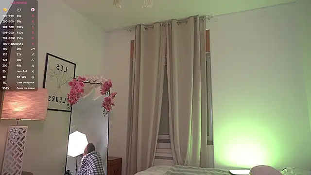 LumiNika online show from June 21, 4:02 pm