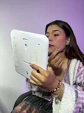 catalina rios1 online show from June 19, 5:35 am