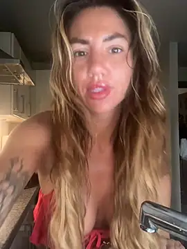 Snapshot of KaceySouthX chatting on June 30, 6:02 am KaceySouthX online show from June 30, 6:02 am