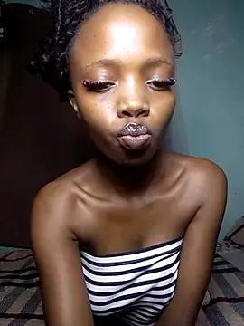 Sexyie lynne online show from July 24, 8:16 pm