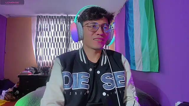 Angelito Twink online show from June 17, 5:56 pm