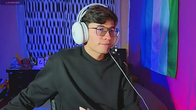 Angelito Twink online show from June 24, 1:37 am