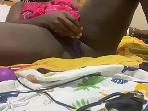 Snapshot of atis_sexy chatting on June 19, 5:30 pm atis sexy online show from June 19, 5:30 pm