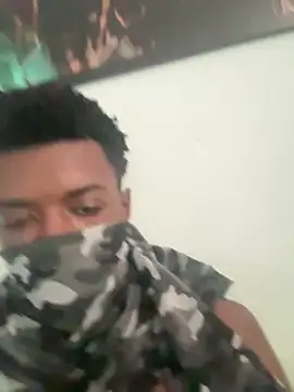Snapshot of novinho_lc chatting on June 13, 7:56 pm novinho lc online show from June 13, 7:56 pm