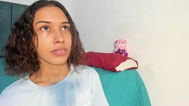 dakotadolly online show from July 27, 8:49 pm