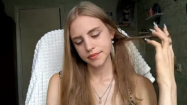 StacyPinky online show from June 26, 7:36 am