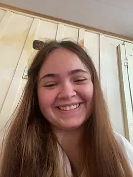 bella  hott online show from June 21, 10:43 am