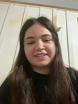 bella  hott online show from June 24, 9:19 am