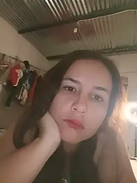 Snapshot of britnny28 chatting on July 17, 2:42 am britnny28 online show from July 17, 2:42 am