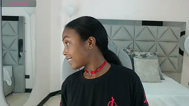 lily mendoza online show from July 27, 7:43 pm
