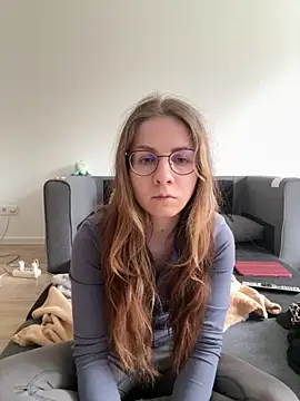 Isabella honey online show from June 15, 3:44 pm