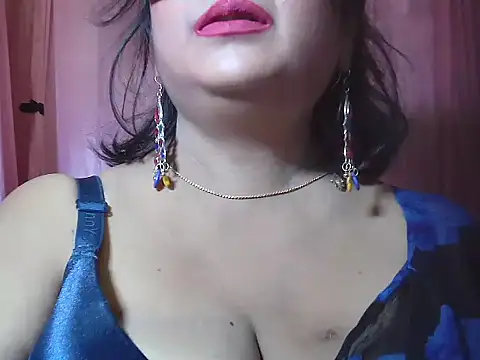 AYESHA BABY DOLL1 online show from June 12, 7:50 am