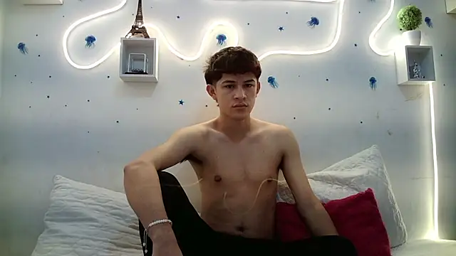 christian foxx  online show from June 26, 1:06 pm