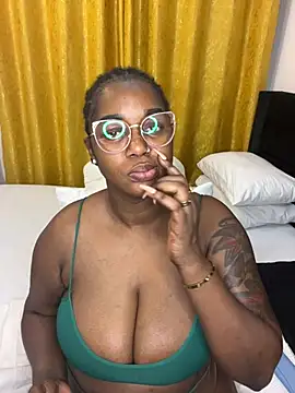 Honeylust26 online show from July 27, 2:13 pm